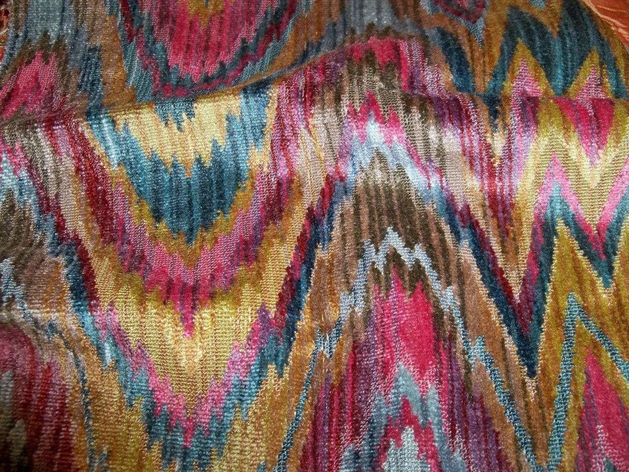 CLARENCE HOUSE Exclusive TALCY Flame Stitch Zig Zag Velvet | Etsy