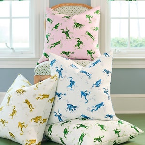 SCALAMANDRE Classic Leaping Frogs Indoor Outdoor Fabric 10 Yards Creek