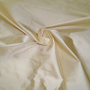 SCALAMANDRE SHANGRI-LA Silk Fabric 10 Yard Bolt Creme De La Creme / Cream
