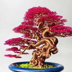 Bonsai in filo metallico fatto a mano, scultura in acero rosso / alluminio colorato, vaso in ceramica smaltata / 14×12×9 cm, decorazione da scrivania