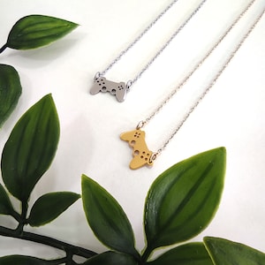 Stainless Steel Game Controller Necklace - Gamer Gift - Video Game Charm - Christmas Gifts for Gamers