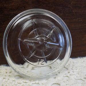 One Slightly Imperfect Clear Glass Lid Star Pattern Lid for Atlas E-Z Seal Jars REGULAR or STANDARD Mouth May have lines in the glass