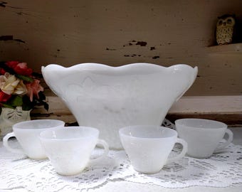 Vintage Hazel Atlas Milk Glass Christmas Egg Nog Punch Bowl 7