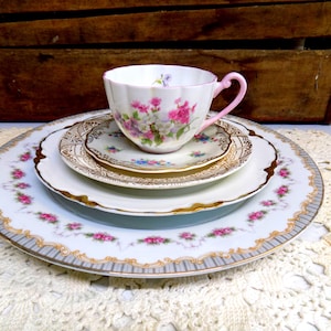 5 Piece Vintage IMPERFECT Mismatched China place setting Wedding China Vintage Tea Party 1075