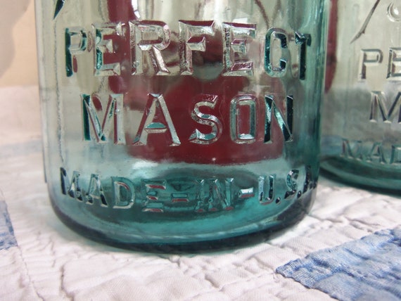 2 Vintage Large Blue BALL PERFECT MASON JAR 1/2 Half Gallon Zinc Lid RIBBED  #4,8