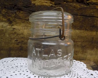 One Vintage Clear WIDE MOUTH Squatty Pint Atlas WholeFruit Jar with Wire Bail and Starburst Glass Lid Lines in the Glass Jar is NOT Perfect