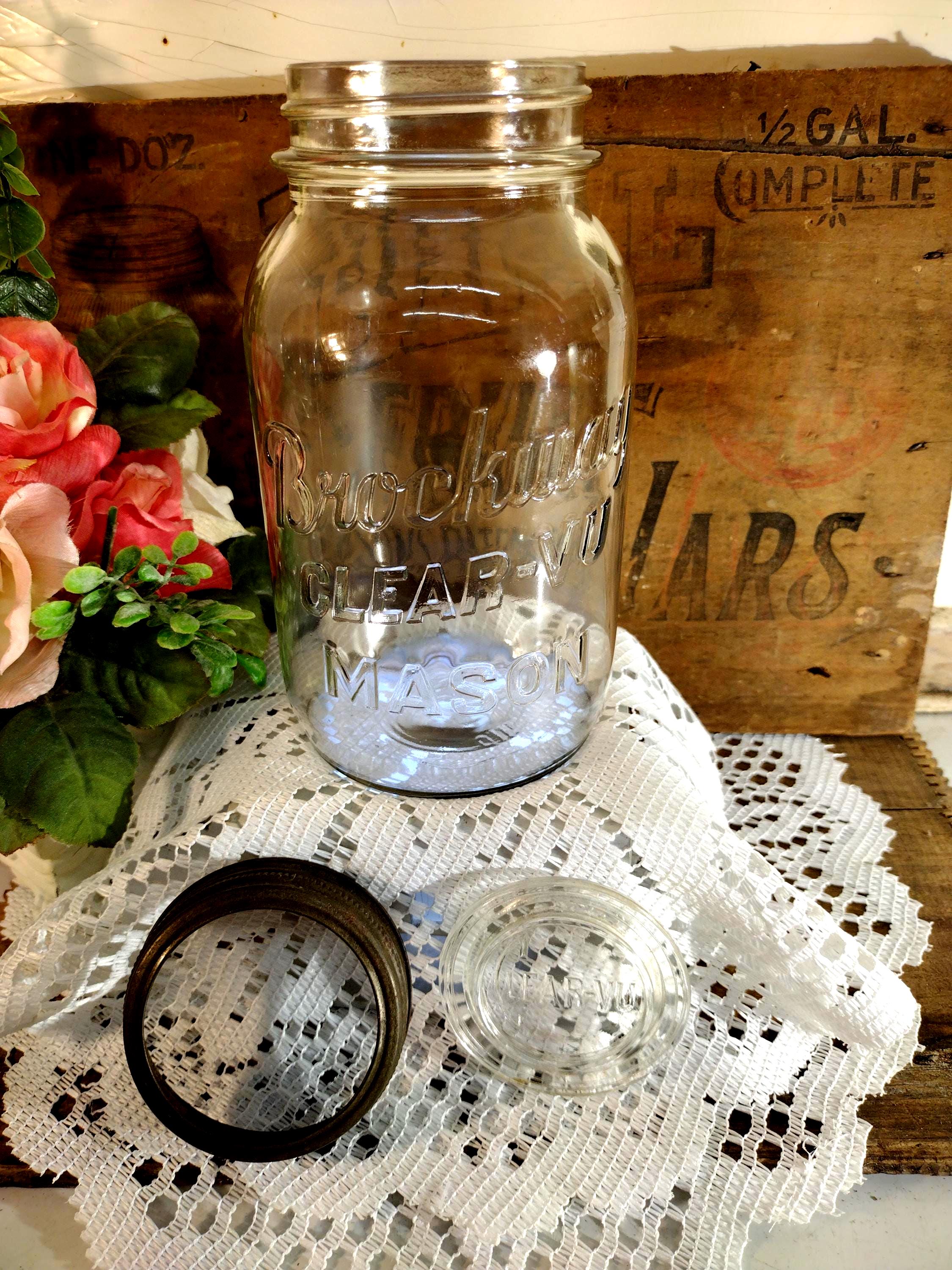One Vintage IMPERFECT Brockway Clear-vu Mason Clear Quart Sized