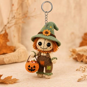 Scarecrow Keychain Halloween Crochet Pattern, Amigurumi PDF, Fall Crochet DIY