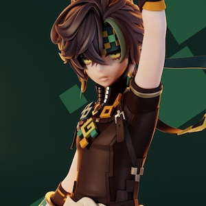 Pode incluir: Uma figura colecionável estilo anime de um personagem com cabelo castanho escuro, olhos amarelos e uma faixa xadrez verde. A figura veste um top preto com detalhes dourados, um pano branco na cintura e borda verde. Texto Gray World Corporation Genshin Impact Collection.