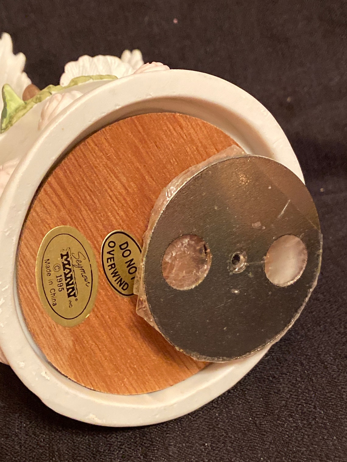 Vintage Swan Music Figurine Seymour Mann Collectible Music Box Etsy