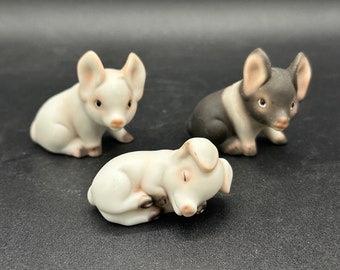 Vintage Three Little Pigs Bisque Porcelain Figurines 3 Piglets FREE SHIPPING