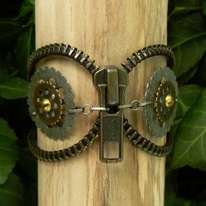 Steampunk Owl Zipper Cuff Bracelet image 4