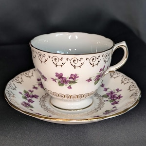 Colclough Bone China Vintage Teacup and Saucer- Violet Pattern with Gold Scrollwork