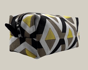 Toiletry bag