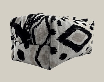 Toiletry bag