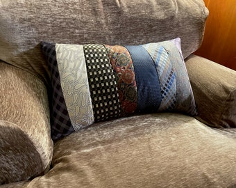 Quilted Necktie Pillow Pattern