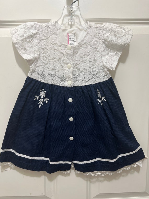 VTG  80s Victorian Modern Sailor with White Lace B