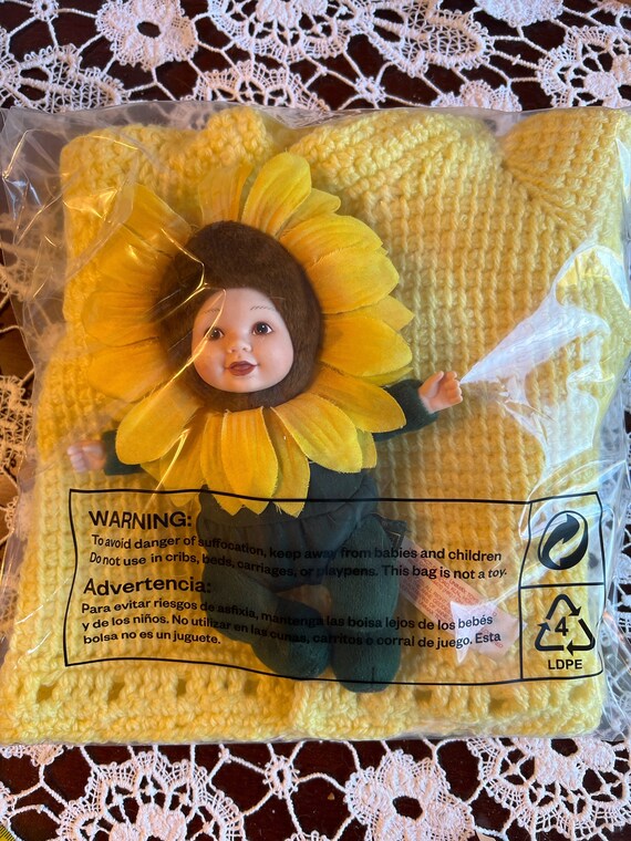 Curated Daisy Yellow Hand Crocheted Baby or large… - image 8