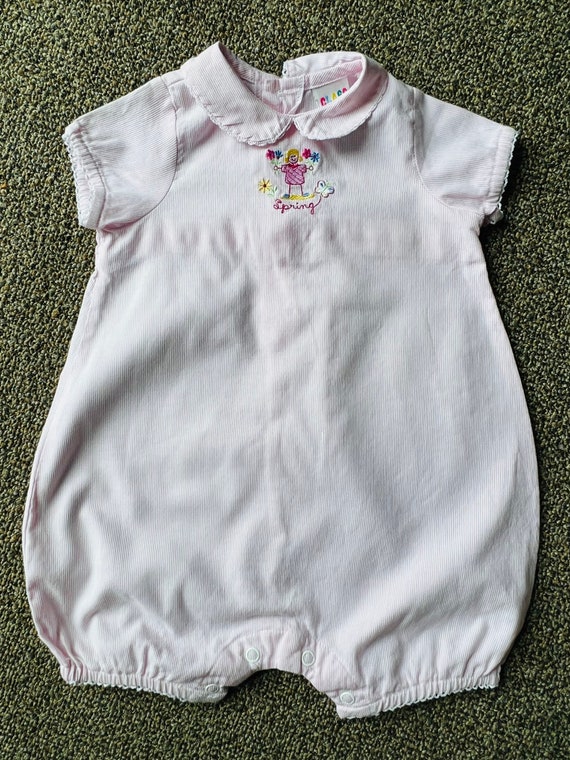 VTG Spring Baby pink romper W/diaper snaps w/ cut… - image 2