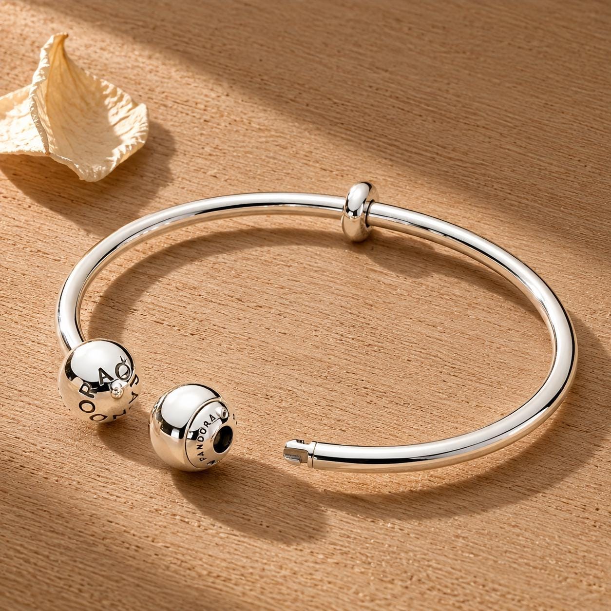 Pandora open bangle - Etsy 日本