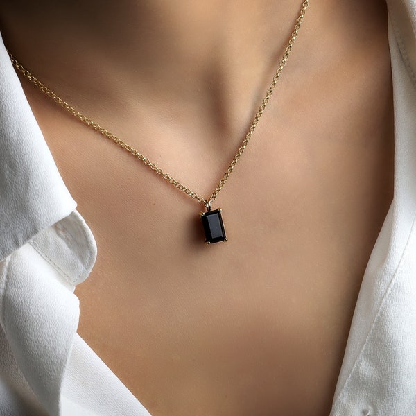 Stunning Rectangle Black Onyx Necklace · Simple Crystal Pendant · Minimalist Necklace · Black Gold Gemstone Necklace