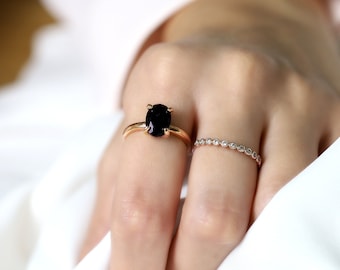 Rose Gold Black Onyx Solitaire Ring · Oval Cut Gemstone Ring · Pink Gold Black Stone Ring · 14k Rose Gold Ring