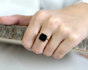 Anillo de ónix cuadrado de corte princesa de 18 k · Anillo de oro · Anillo personalizado de oro macizo · Anillo de piedra preciosa · Anillo semiprecioso · Anillo de oro para regalo navideño