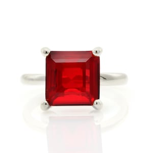 925 sterlingzilveren robijnring · Verlovingsring geboortesteen juli · Zilveren zusterring · Vierkante solitairering · Cadeau voor moeder