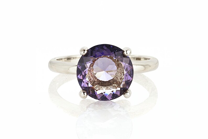 Ring paarse amethist · Ring februari geboortesteen · 18k gouden band · Aangepaste massief gouden ring · Stapelbare ring · Edelsteensieraden afbeelding 6