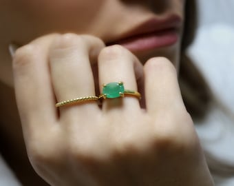 Green Aventurine Ring · Oval Cut Ring · Engagement Ring · 24k Gold Ring · 18k Gold Stack Ring · Gold Stacking Ring · Green Gemstone Ring