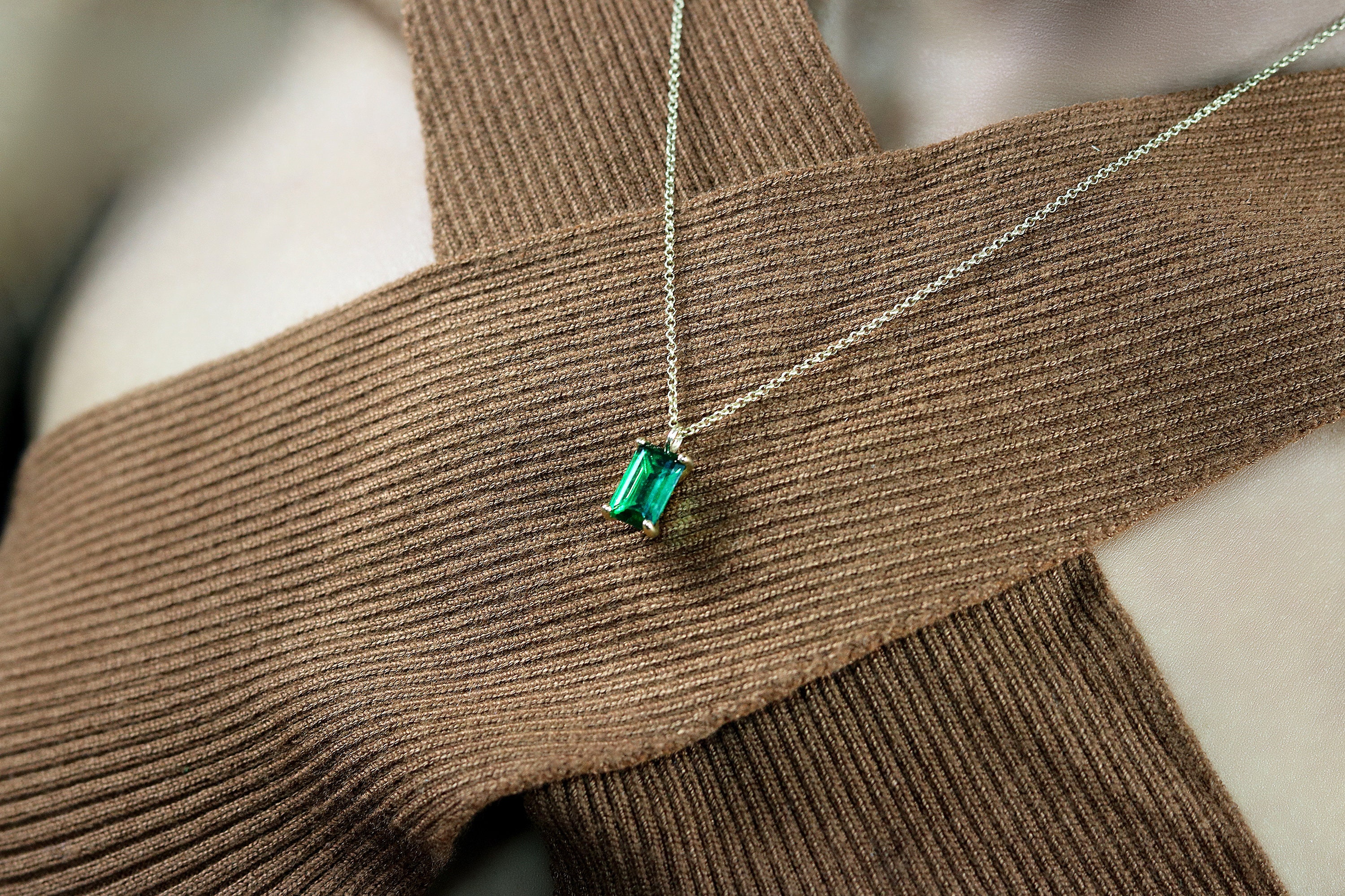 Emerald necklace - Etsy 日本