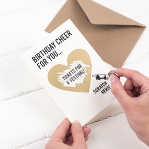 Birthday Cheer Scratch Card - gratter et révéler la carte