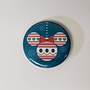 Holiday Buttons 1.25 Inch /& 3 Inch Button Magnet Mickey Mouse Ornament