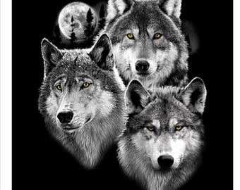 Realistic Wolf Pack Graphic T-Shirt