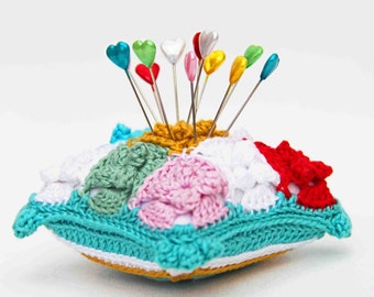 Crochet pattern pincushion