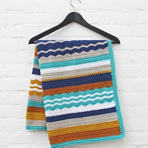Crochet pattern baby blanket image 1