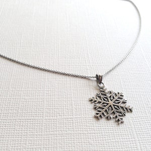 Collana Fiocco di Neve in Argento Sterling con Finitura Antica