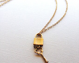 Antique Lock and Key Necklace in Bronze, Lock and Key Jewelry, Key Jewelry, Valentine's Gift