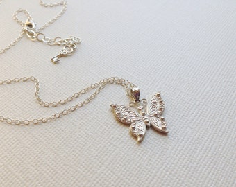 Monarkfjärilshalsband i sterlingsilver