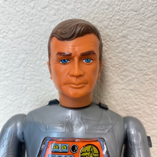 Maskatron Six Million Dollar Man Steve shops Austin Kenner