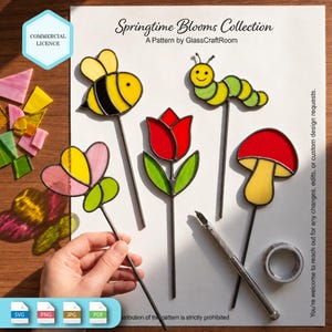 Puede incluir: Una hoja de patrones Springtime Blooms Collection de GlassCraftRoom con diseños de vidrieras de una abeja, oruga, flor, tulipán y seta. Una mano sostiene un recorte de flor, con un cúter de metal y un rollo de cinta cerca.