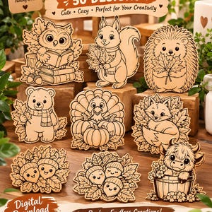 Könnte beinhalten: Eine Sammlung von 50 hölzernen Tiervorlagen mit Illustrationen von Eule, Eichhörnchen, Igel, Bär, Truthahn, Fuchs, Eicheln und Hochlandrind. Der Text lautet Wooden Animal Templates 50 Designs, Digital Download, SVG File und PDF File.