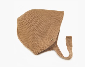 Baby cap made of wool (merino) with adjustable button placket - vincente