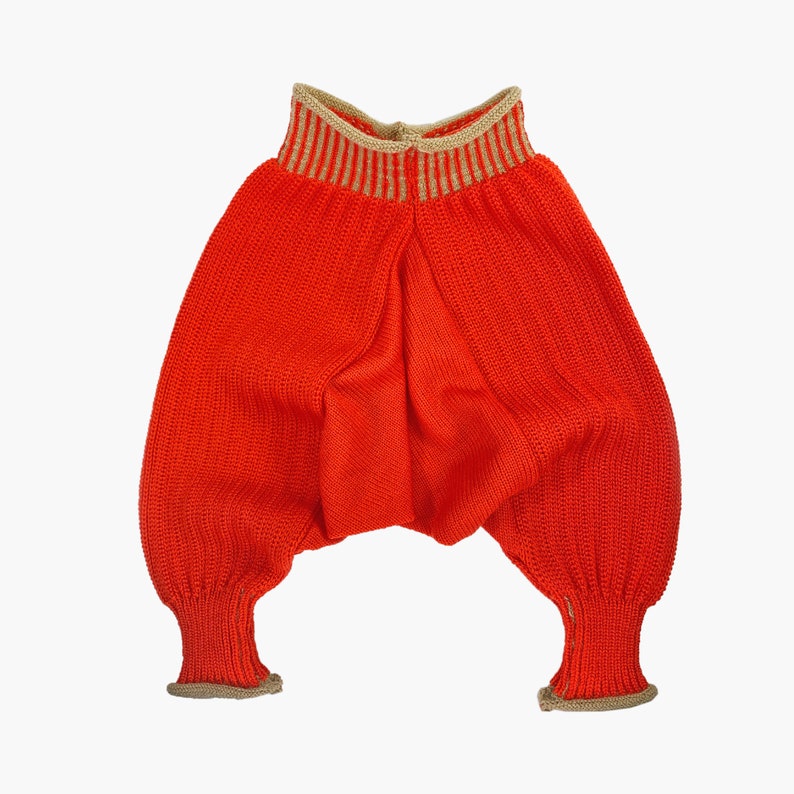 Sarouelpants knit from poor new wool grows with the Baby Orange