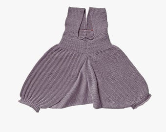 Kurze Sarouelhose mit Hosenträgern aus Tencel