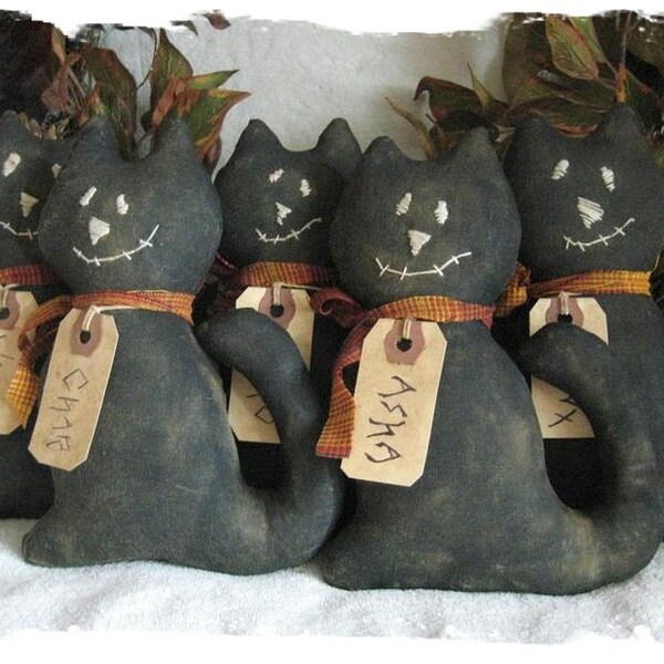 Prim "The 5 Whimsical Cats of Halloween" Ornie/Bowl Fillers with Grungy Tags and Hand Stitched Faces E-Pattern