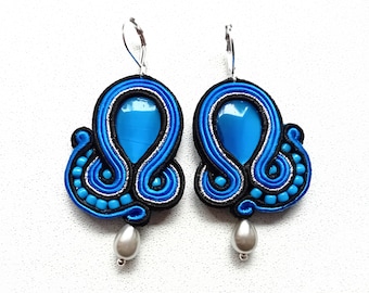 Ohrringe-Soutache Ohrringe-Boho Schmuck-Hand bestickte Ohrringe -Soutache Technik Silber Tränen