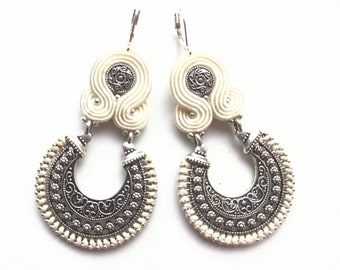 Earrings, soutache earrings, soutache jewelry, ivory color, hand embroidered earrings Orient Ivory