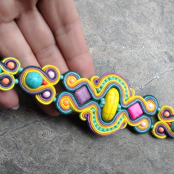 Pulsera soutache-bordado-pulsera boho-bordada a mano-regalo para mujer-bordado soutache Mallorca - Amarillo