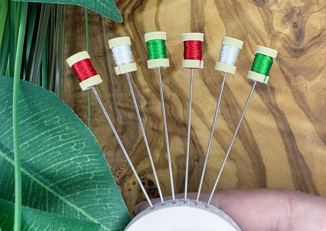 6 Piece Christmas Colors Red, White, Green Mini Thread Spool Pin ...